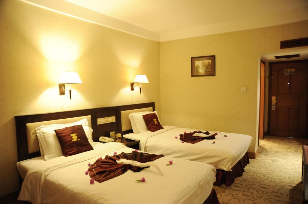 Lijiang Wangfu Hotel מראה חיצוני תמונה