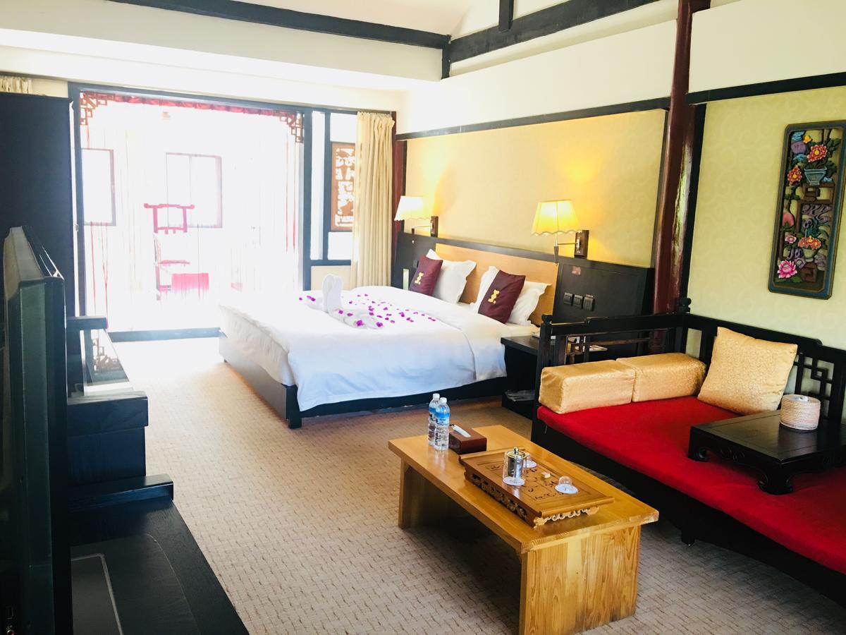 Lijiang Wangfu Hotel מראה חיצוני תמונה