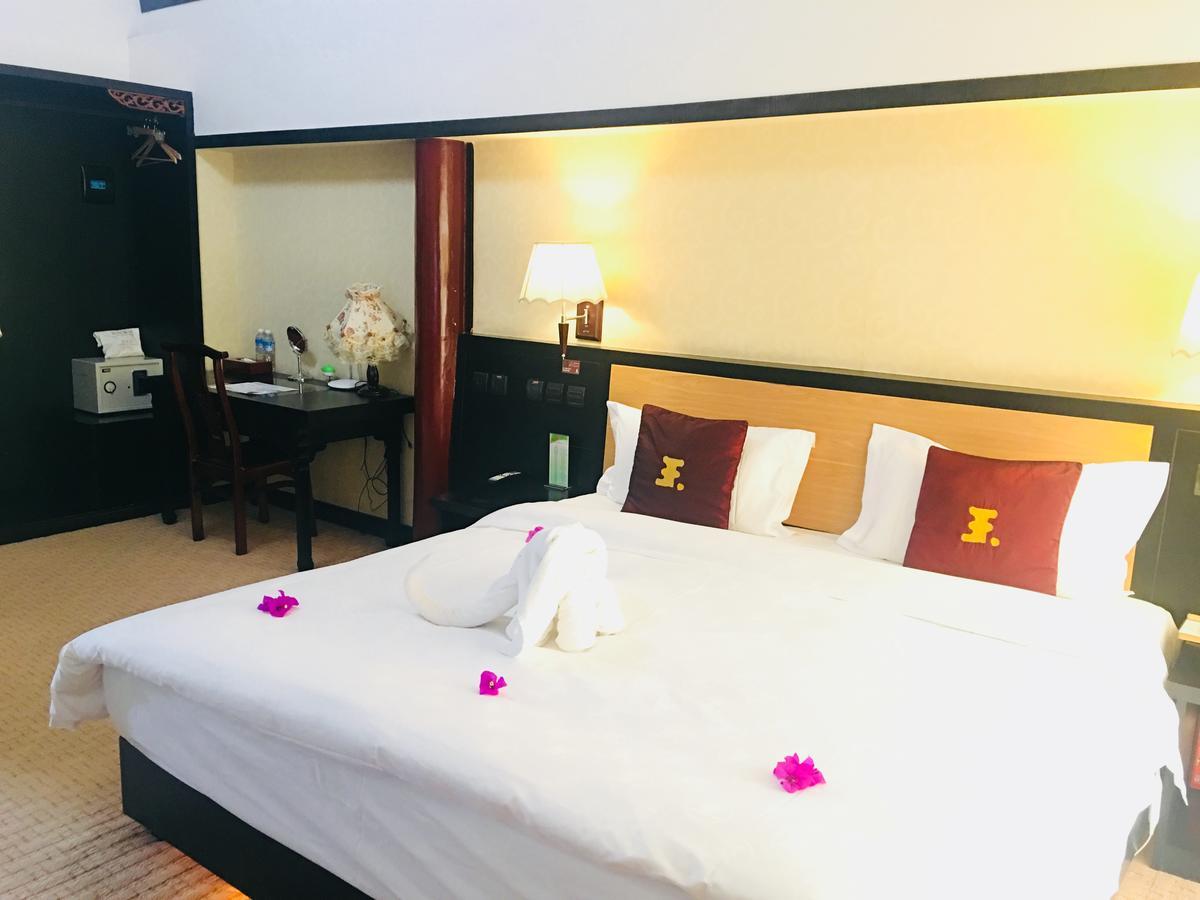 Lijiang Wangfu Hotel מראה חיצוני תמונה