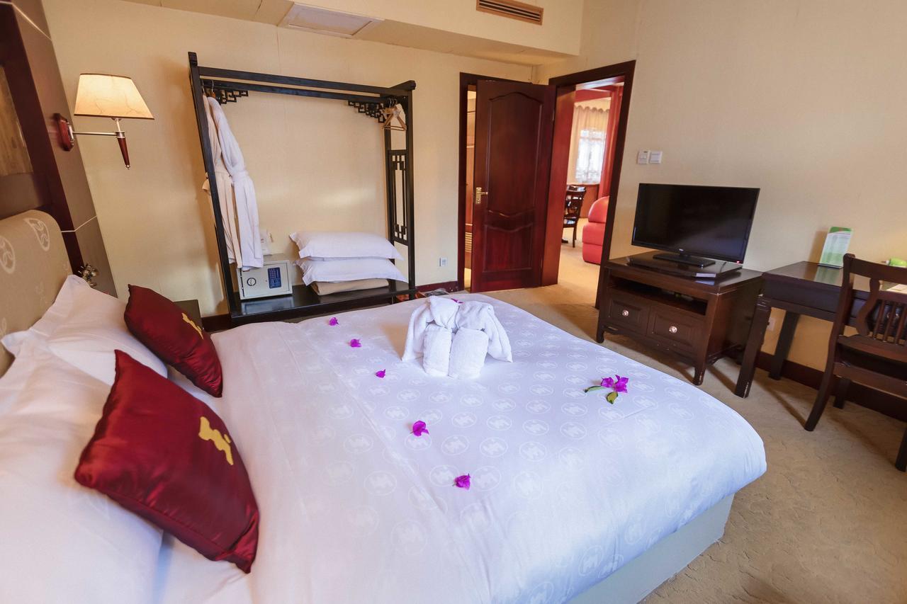 Lijiang Wangfu Hotel מראה חיצוני תמונה