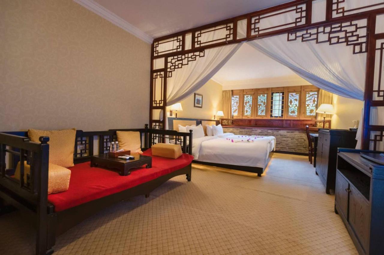 Lijiang Wangfu Hotel מראה חיצוני תמונה
